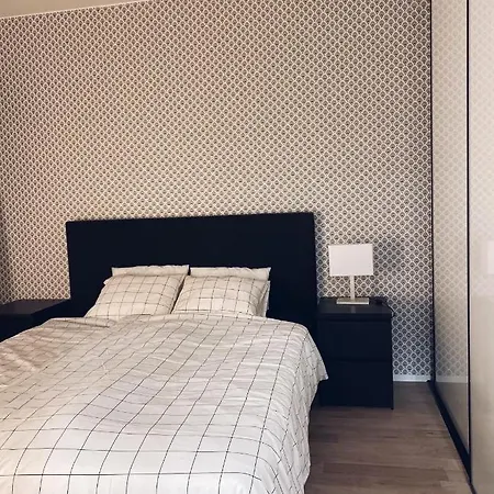 Apartament Moderni Huoneisto Salon Keskustassa