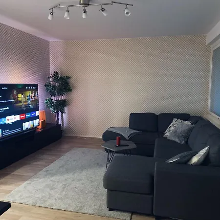 Moderni Huoneisto Salon Keskustassa Apartamento Salo (Salo)