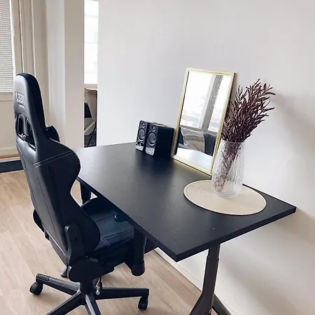 Moderni Huoneisto Salon Keskustassa Apartament